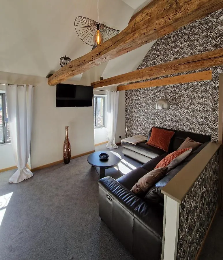 Le Mas Rolland, Piscine Chauffee & Spa - Millau - Gorges Du Tarn Compeyre Guest house